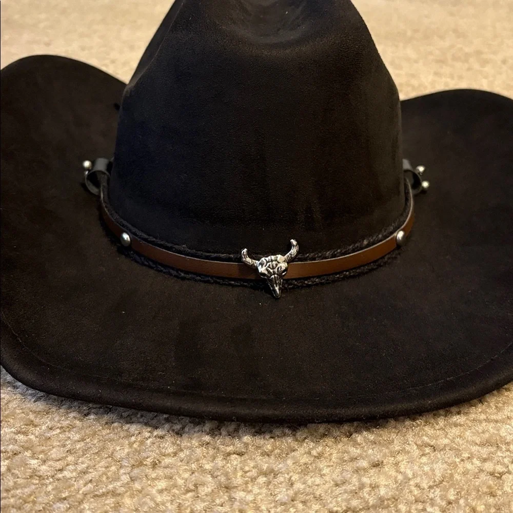 NWT Black Faux Suede Western Cowboy Hat